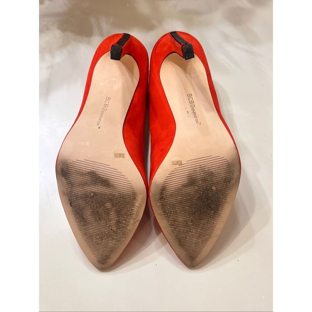 BCBGeneration Women's Leather Pointed Toe Conrad Zip Heel Pumps Red Size 9.5 - Picture 6 of 6